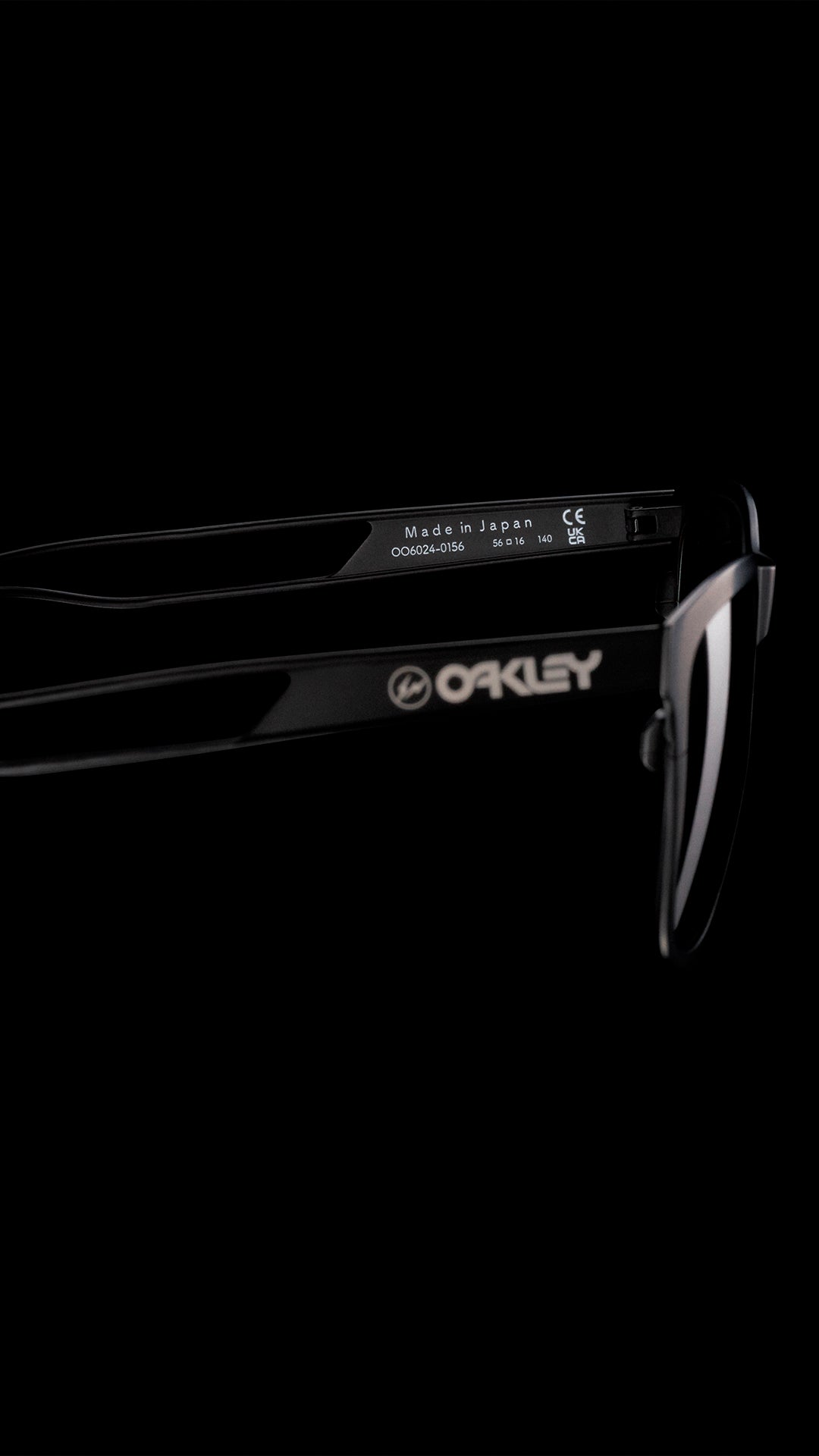 OAKLEY X FRAGMENT Frogskins (Bundle)