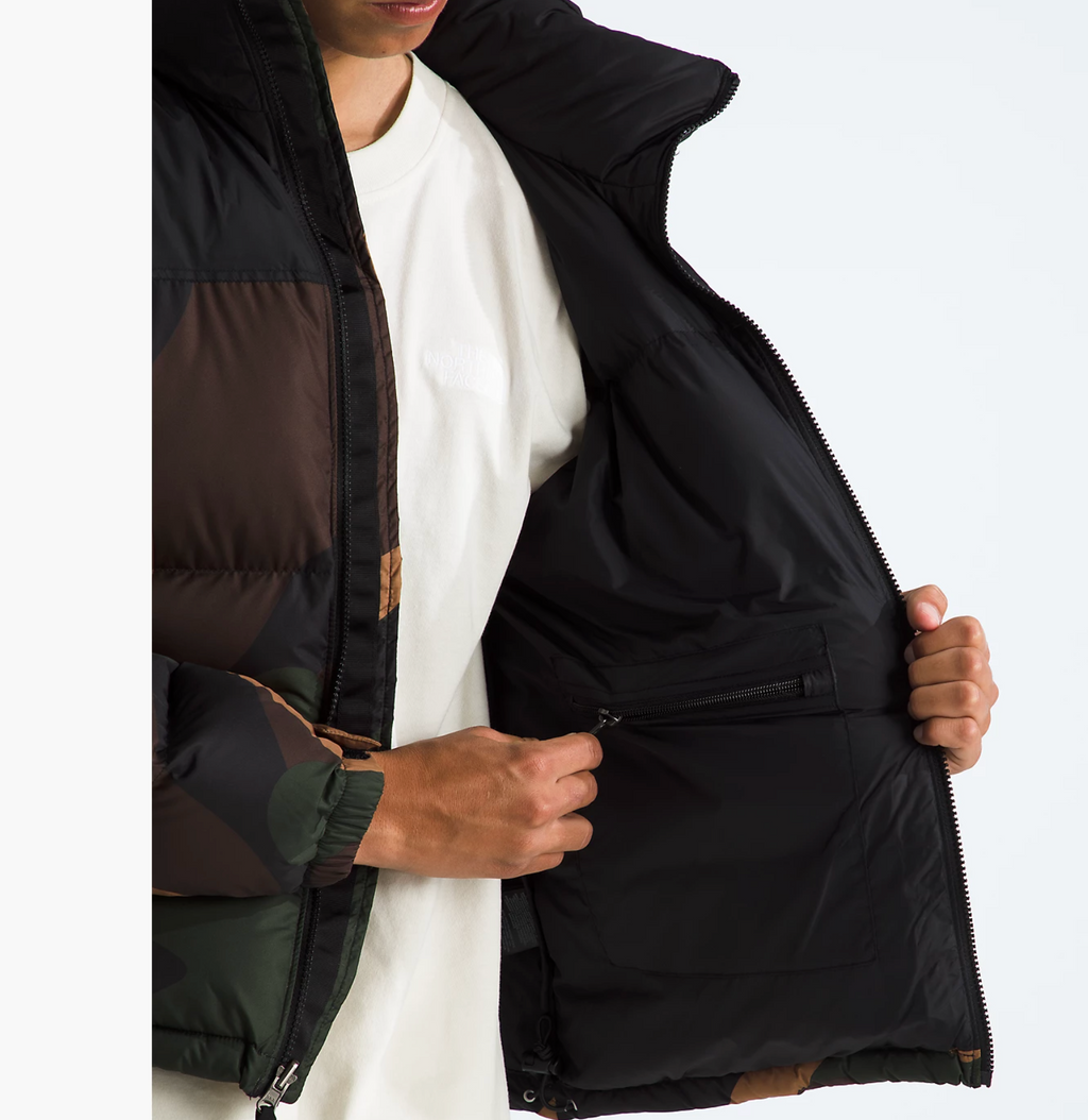 THE NORTH FACE NUPTSE JACKET (BLACK BLOCK CAMO)