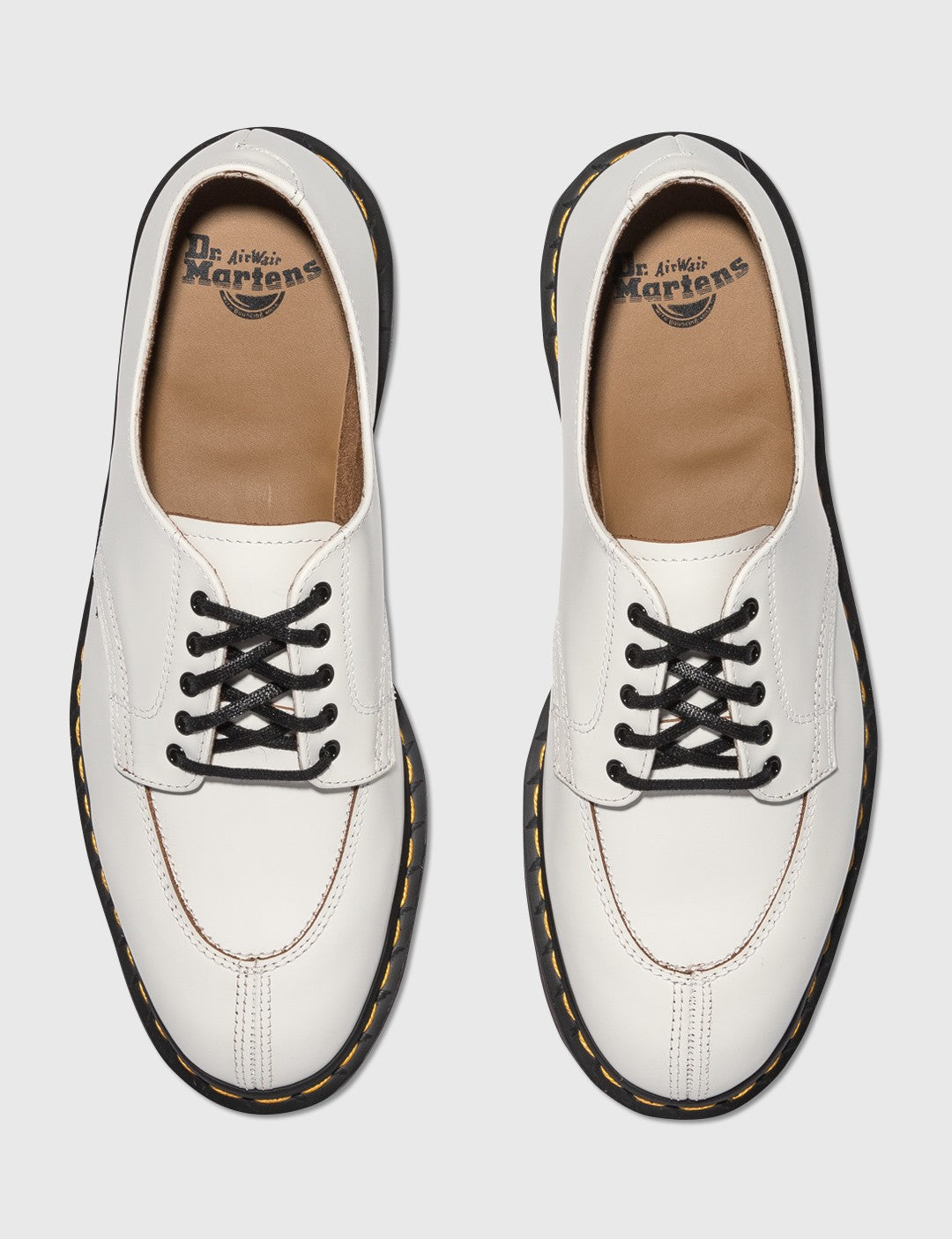 Dr. Marten's 2046 Vintage Smooth White Oxford Shoes