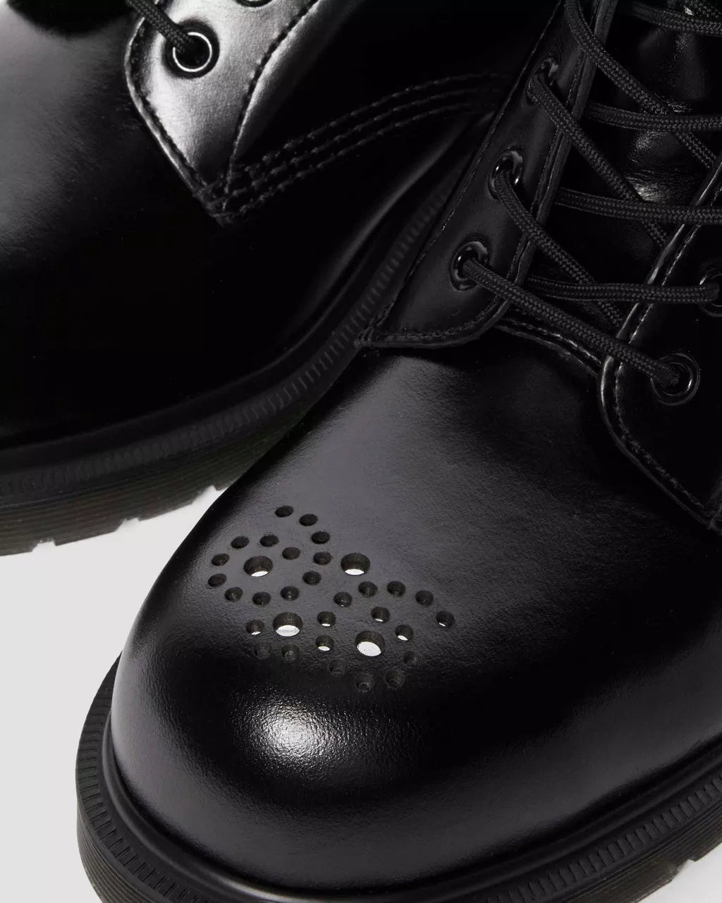 dr martens analine