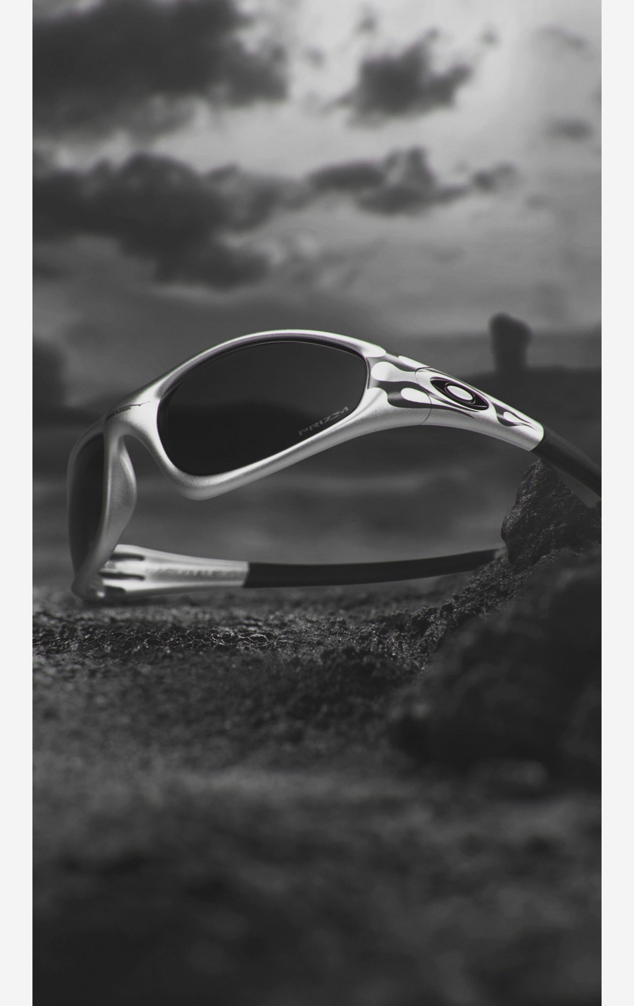 Oakley MUZM straight jacket