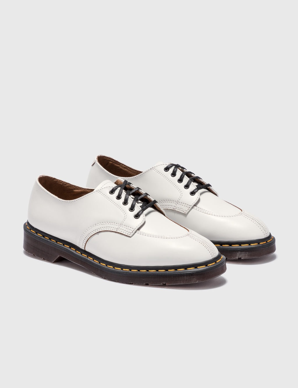 Dr. Marten's 2046 Vintage Smooth White Oxford Shoes