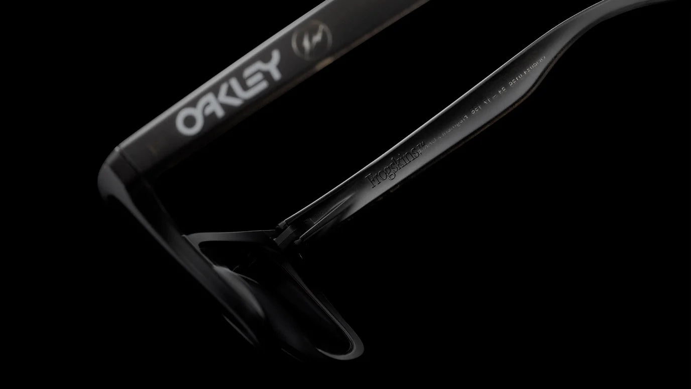OAKLEY X FRAGMENT Frogskins (Bundle)