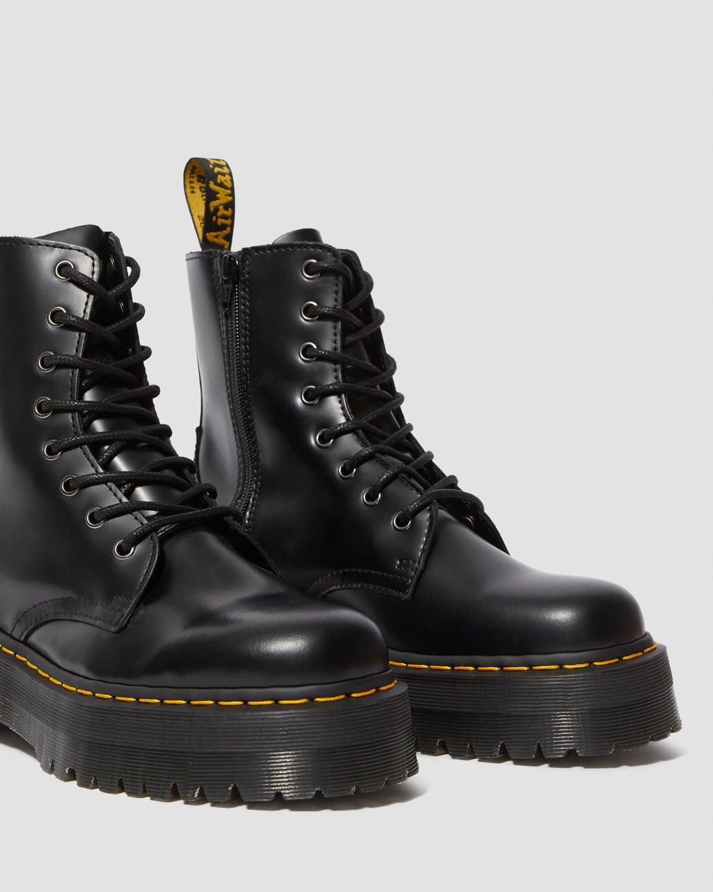 Dr. Martens Jadon