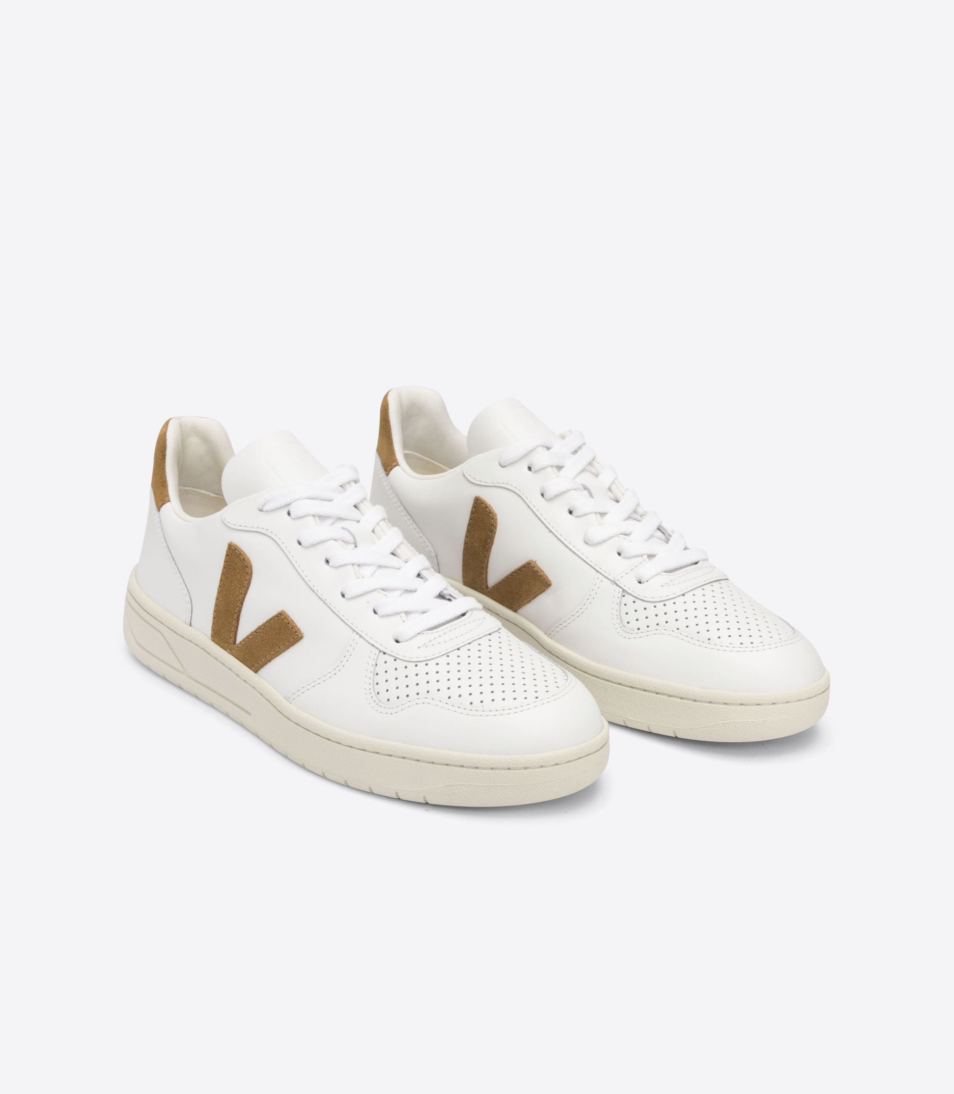 Veja V-10 Leather White Camel