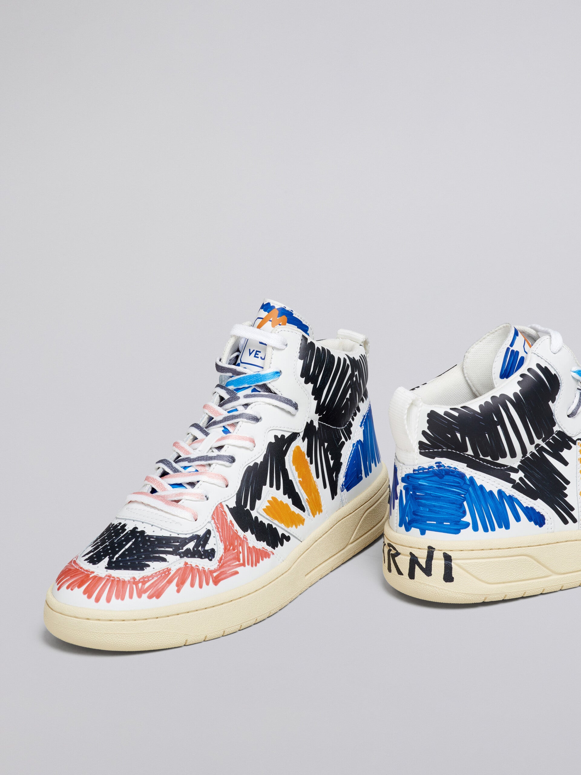 Veja x Marni V-15 Leather Black