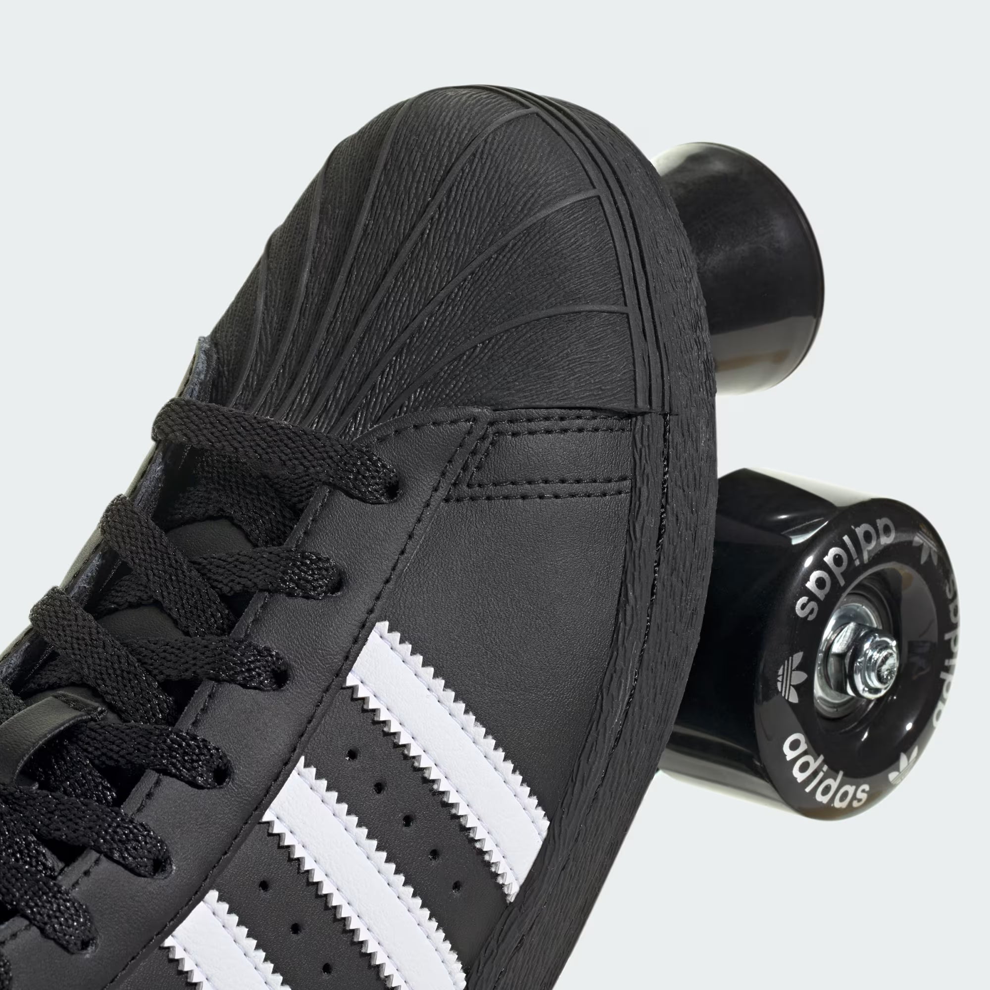 Adidas superstar 82 skate