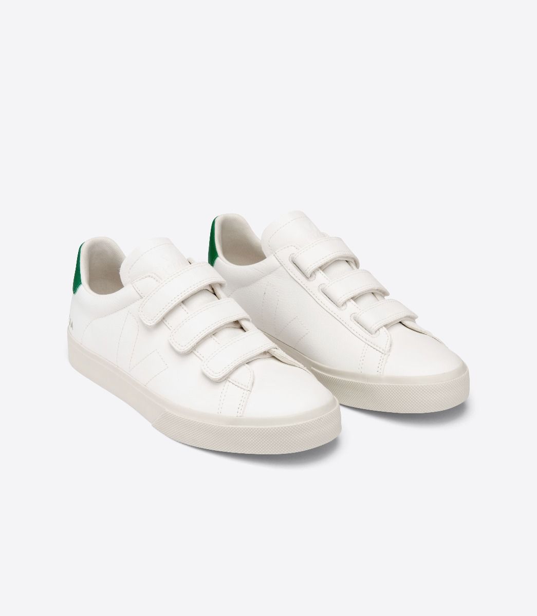 Veja Recife Chromefree White Emeraude