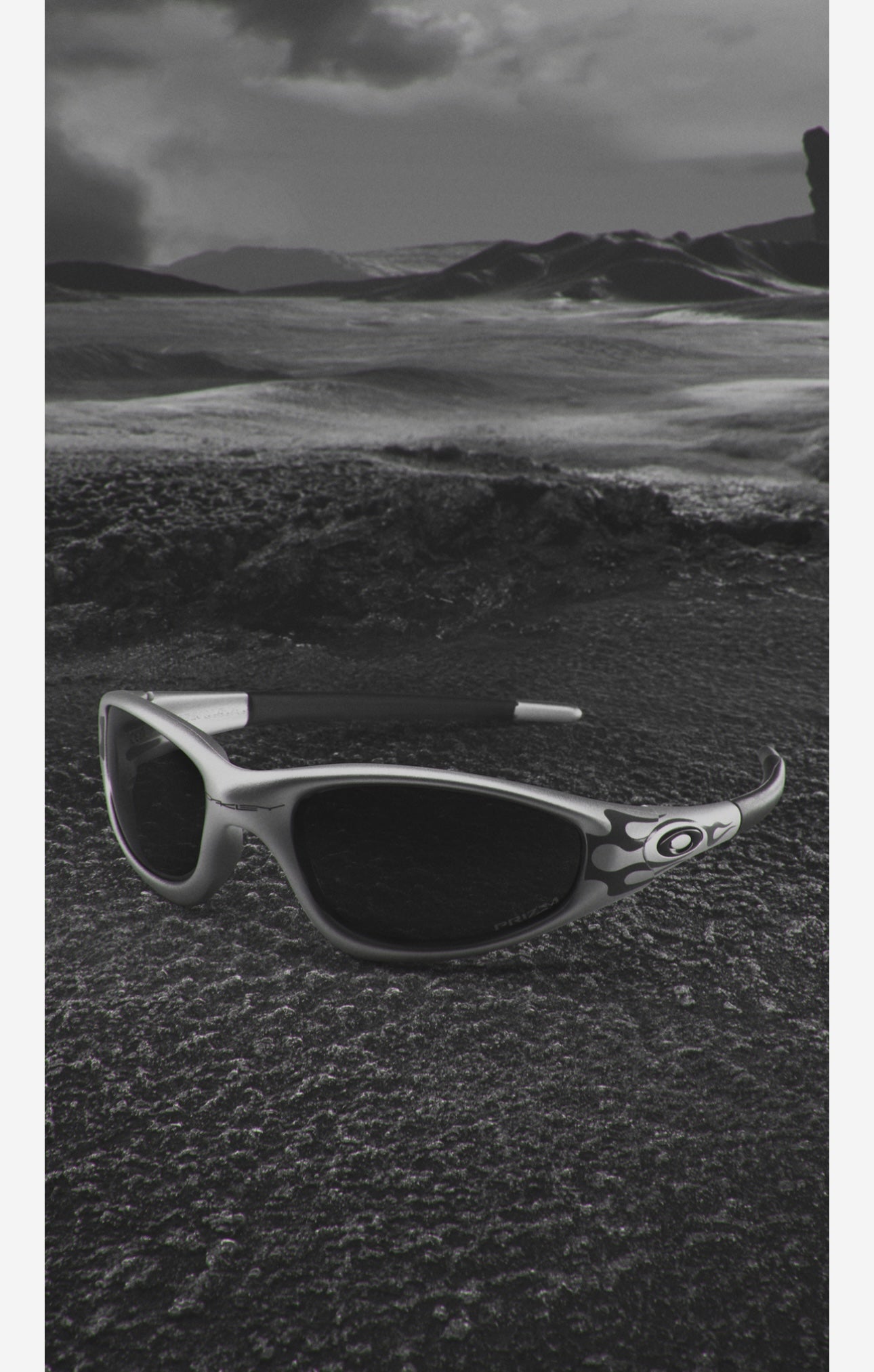 Oakley MUZM straight jacket