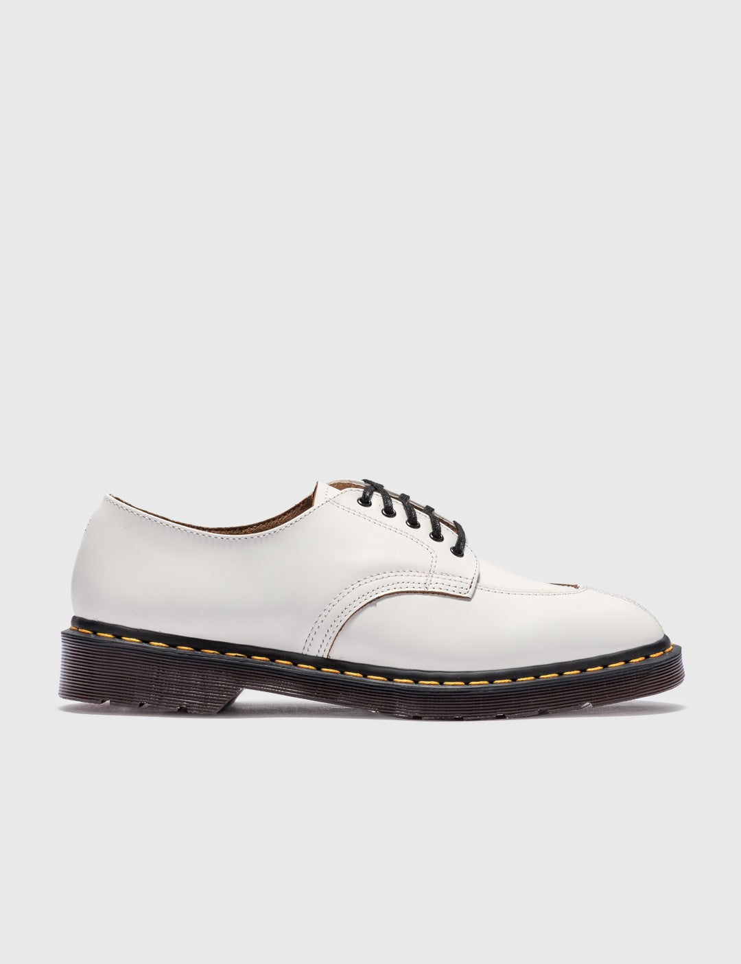 Dr. Marten's 2046 Vintage Smooth White Oxford Shoes
