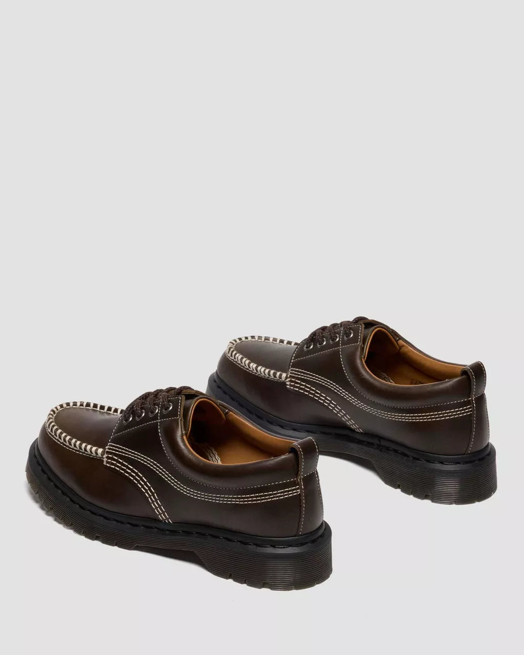 dr martens Lowell
