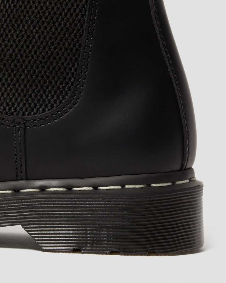 Dr. Martens 2976 White Stitch