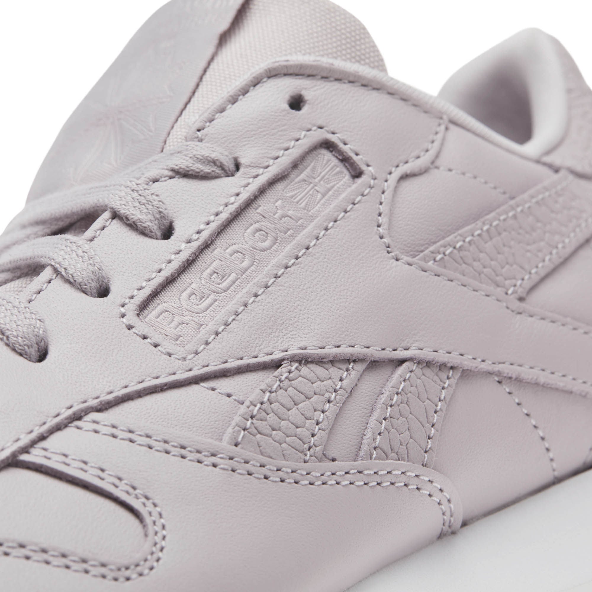 Reebok Classic Pastel