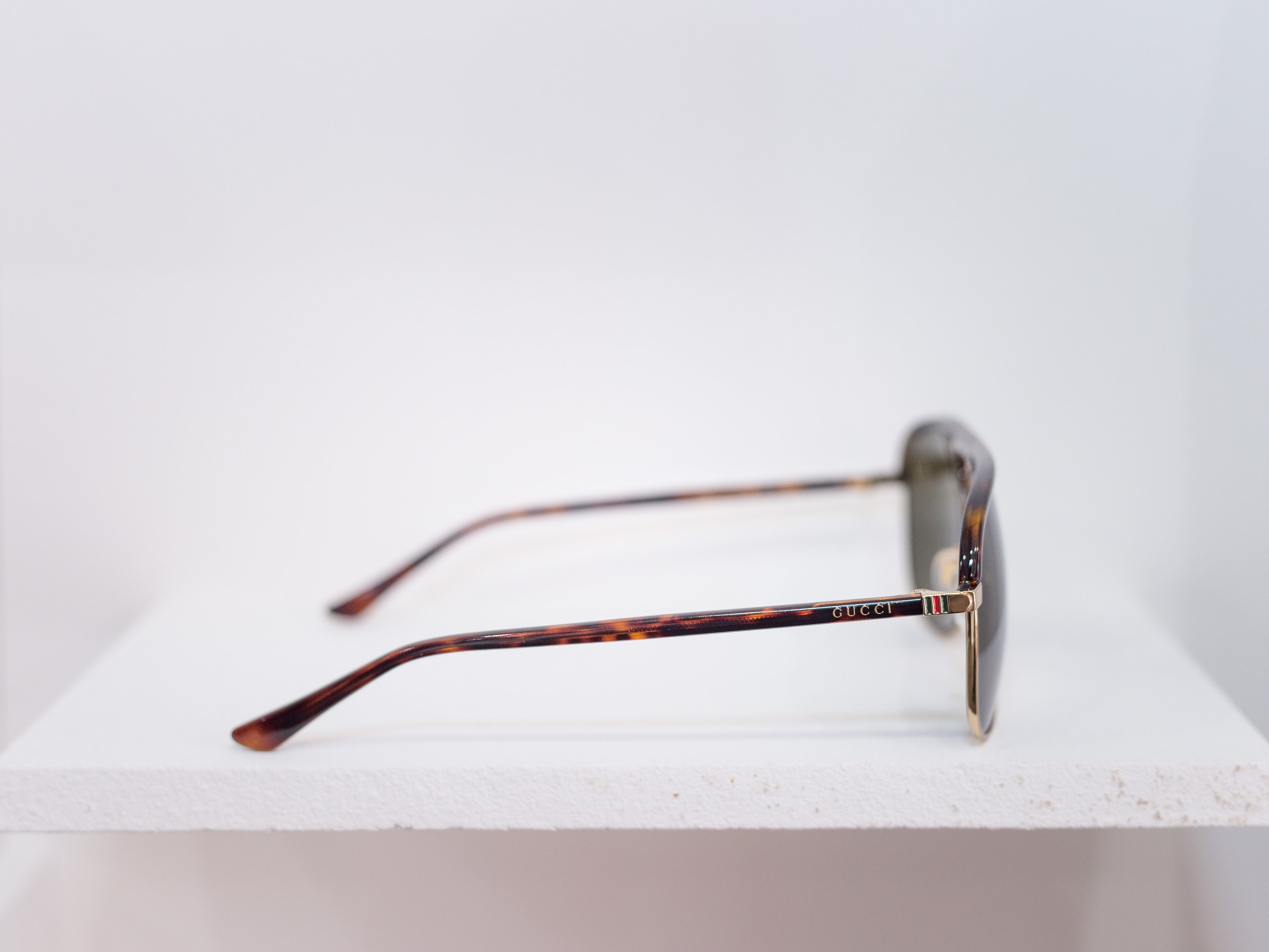 Metal Aviator Sunglasses