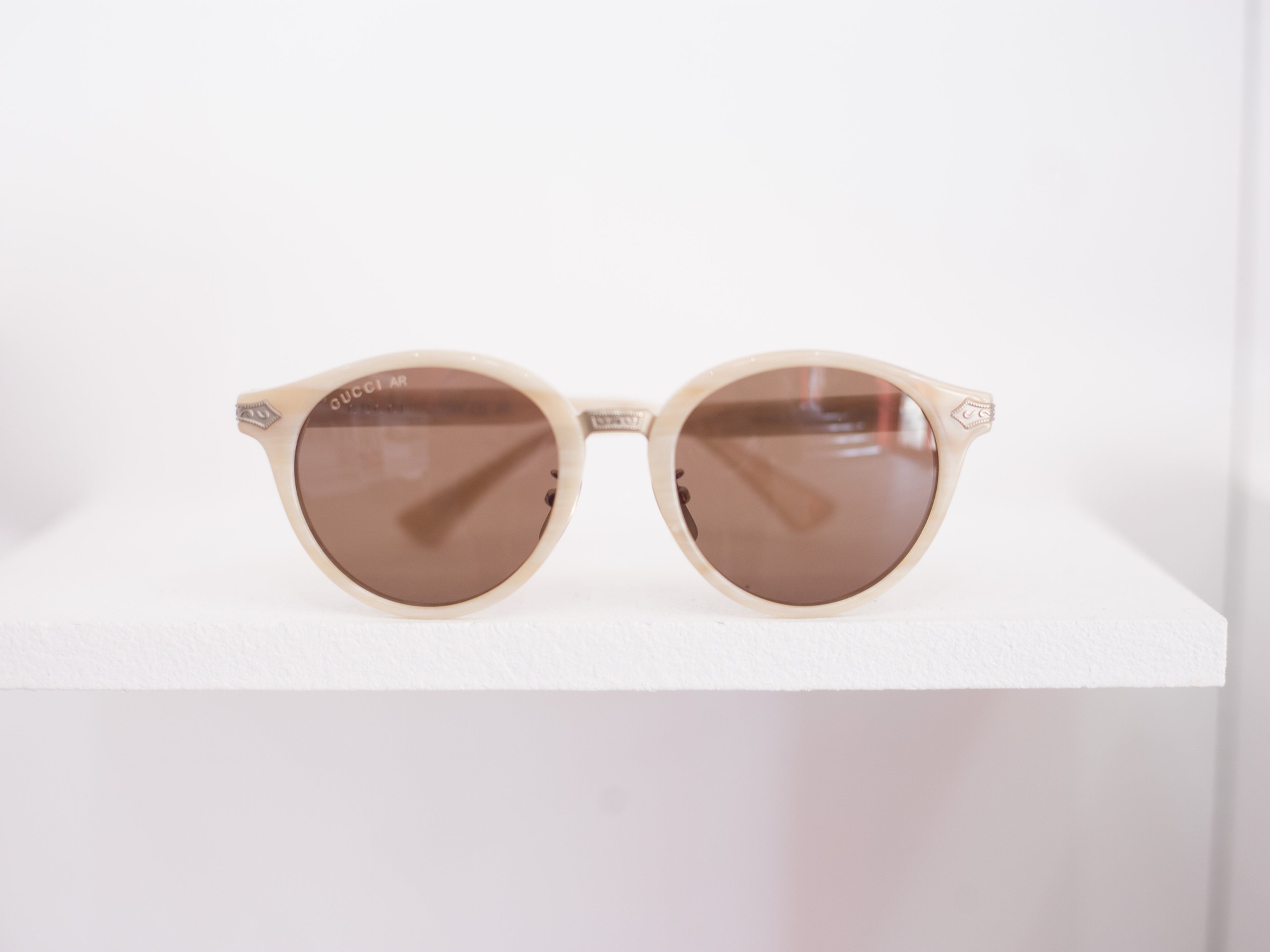 Titanium Round Frame Sunglasses